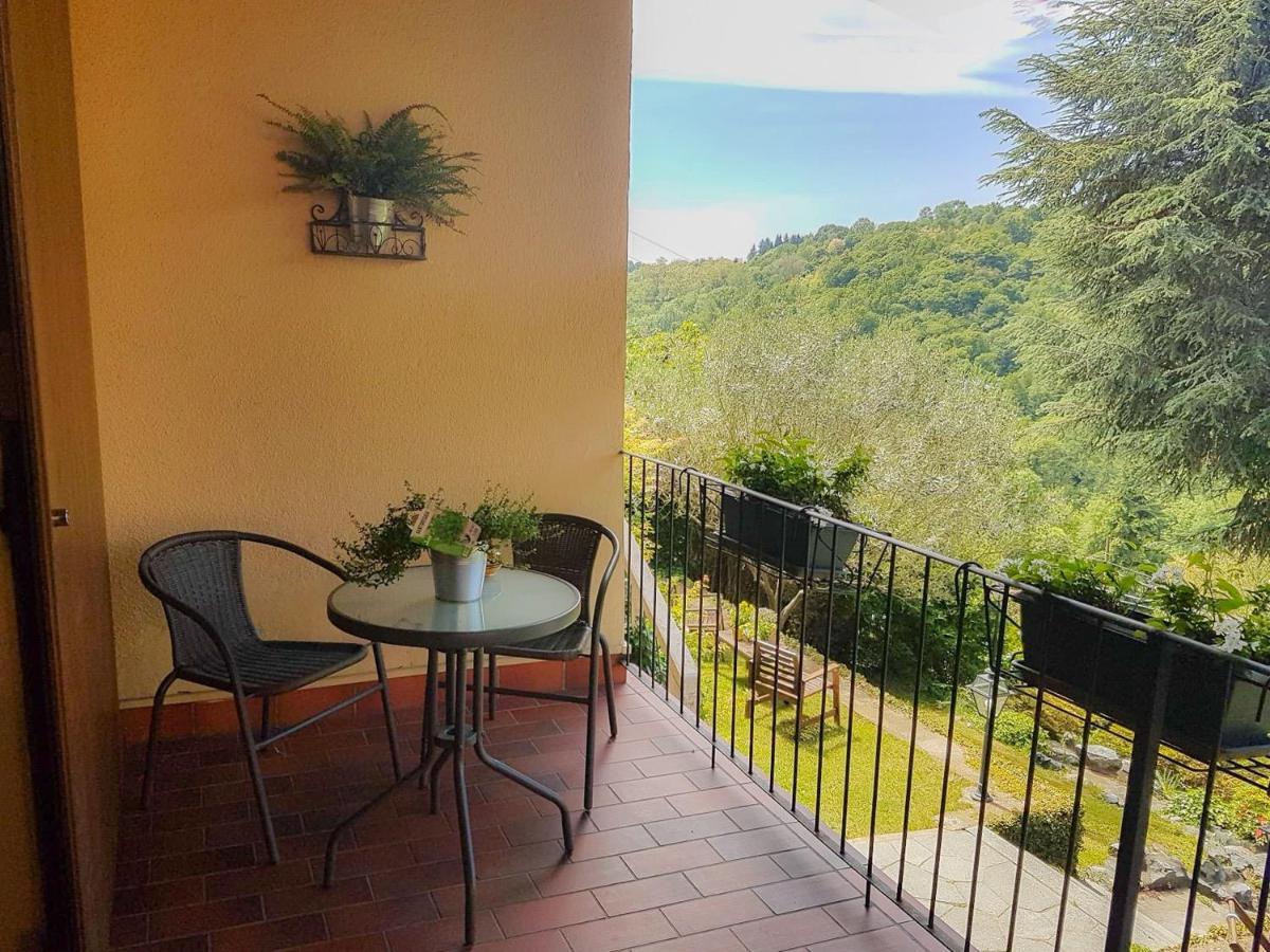 B&B Villa Camilla Pralungo Buitenkant foto